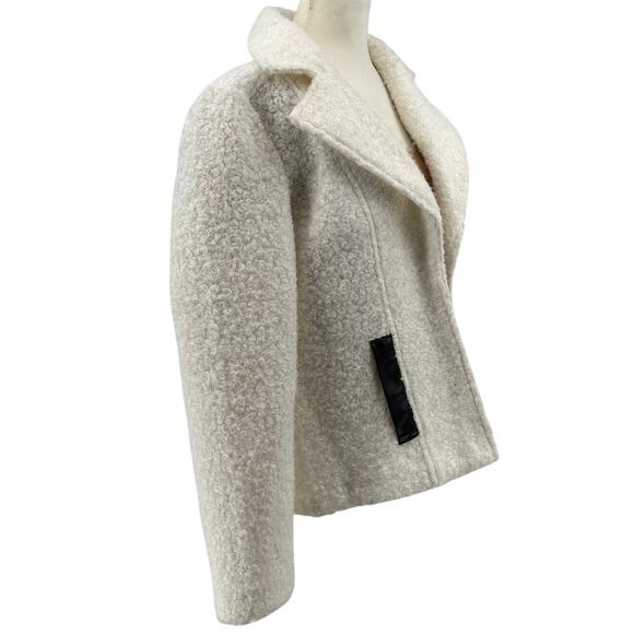 NYCC Teddy Coat WMNS M White Open Front Blazer Long Sleeve Soft Fuzzy Collared - Picture 2 of 5